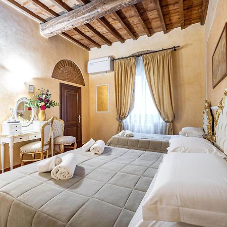 Katti House - Florence'S Center ภายนอก รูปภาพ