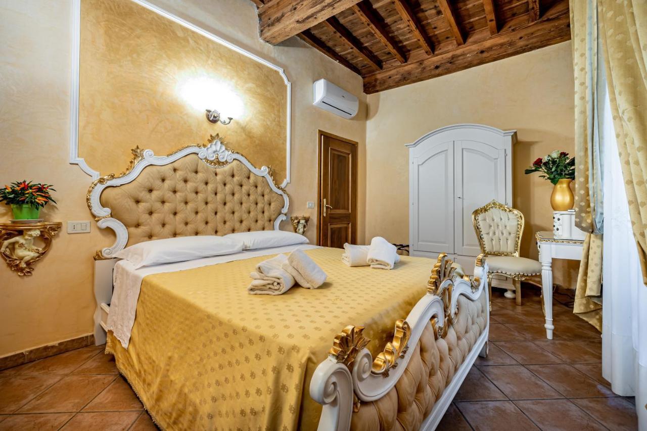 Katti House - Florence'S Center ภายนอก รูปภาพ