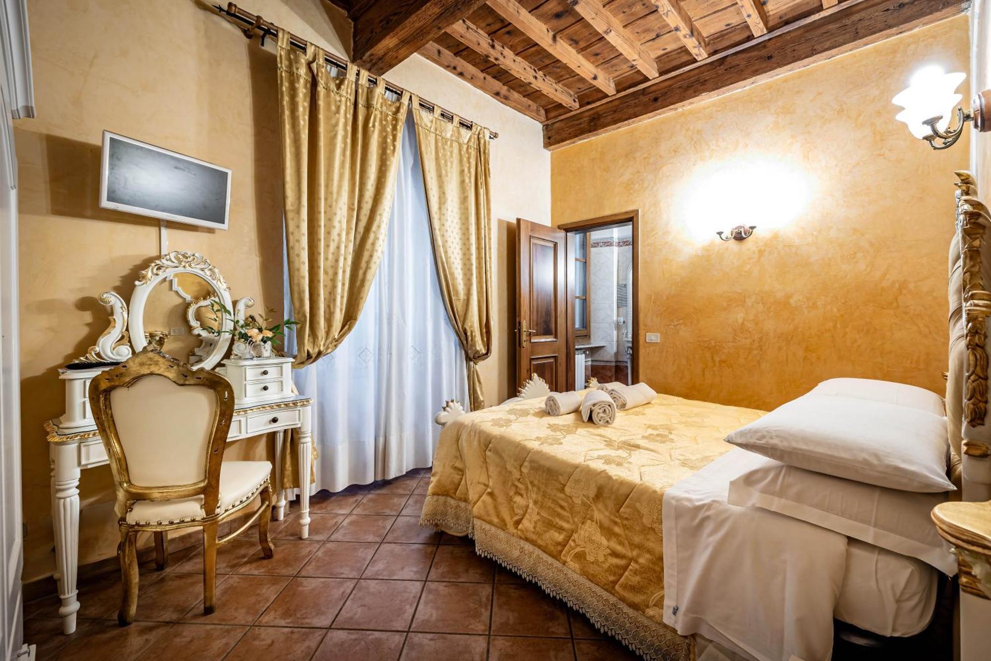 Katti House - Florence'S Center ภายนอก รูปภาพ