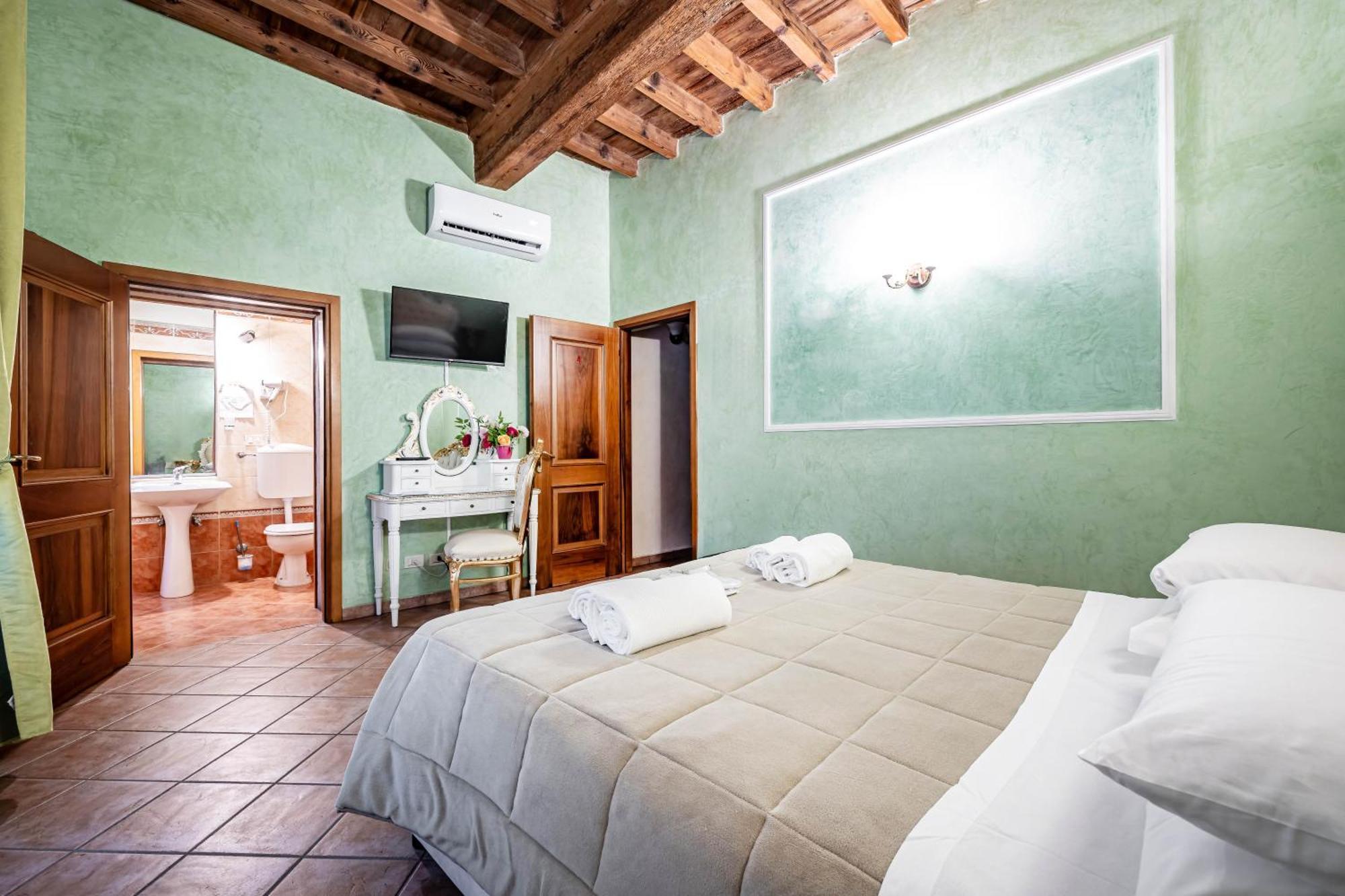 Katti House - Florence'S Center ภายนอก รูปภาพ