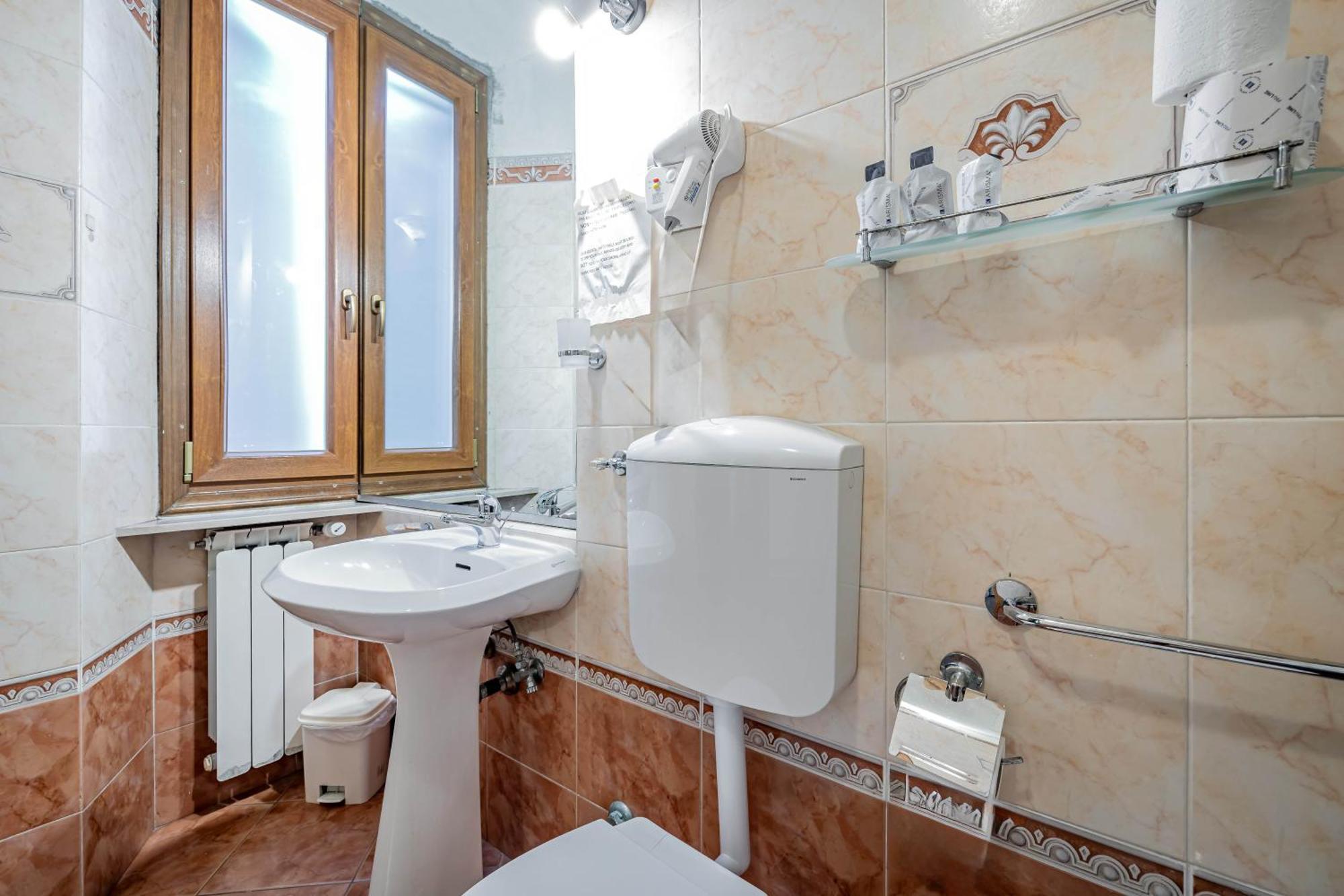 Katti House - Florence'S Center ภายนอก รูปภาพ