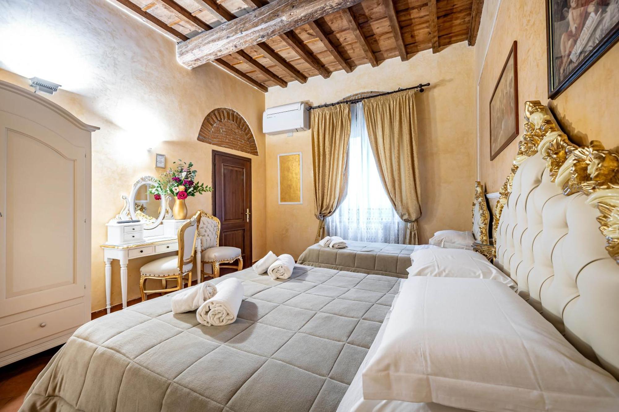 Katti House - Florence'S Center ภายนอก รูปภาพ