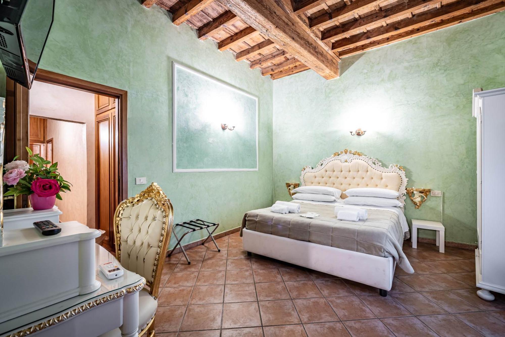 Katti House - Florence'S Center ภายนอก รูปภาพ