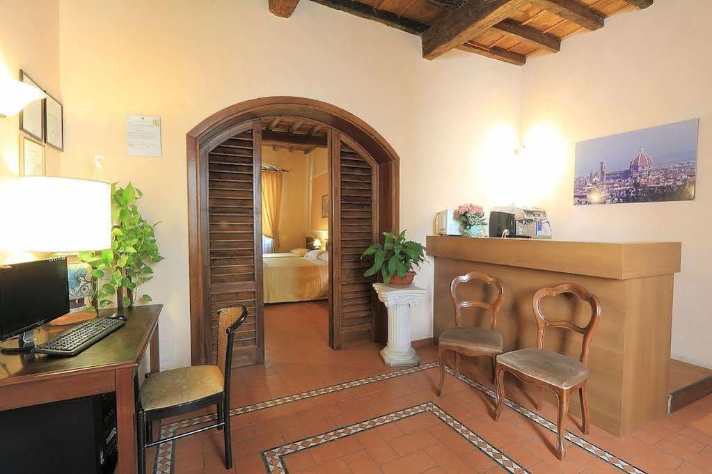 Katti House - Florence'S Center ภายนอก รูปภาพ